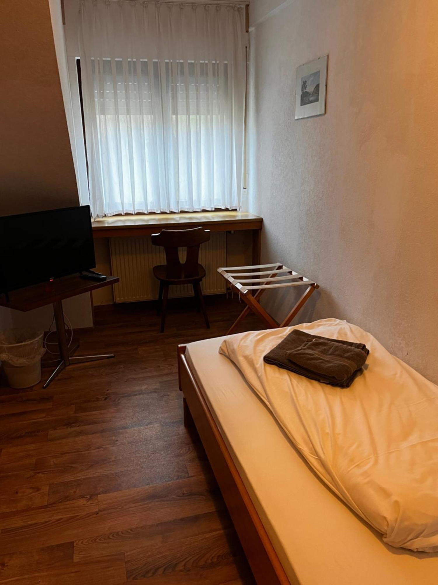 Hotel Zur Post Limburg Bad Camberg Hunfelden ภายนอก รูปภาพ