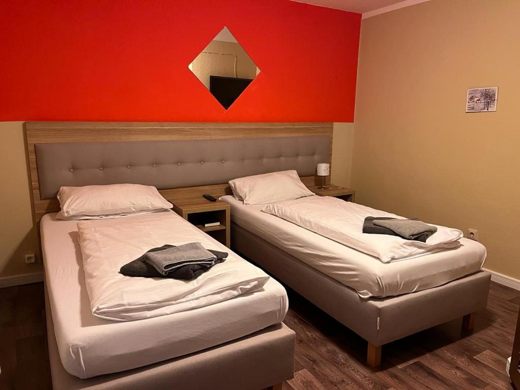 Hotel Zur Post Limburg Bad Camberg Hunfelden ภายนอก รูปภาพ