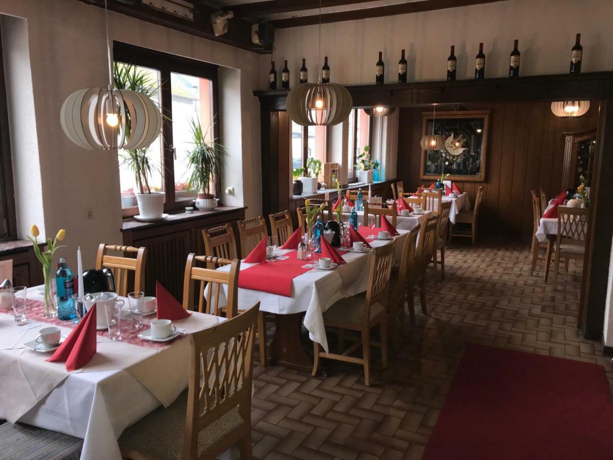 Hotel Zur Post Limburg Bad Camberg Hunfelden ภายนอก รูปภาพ